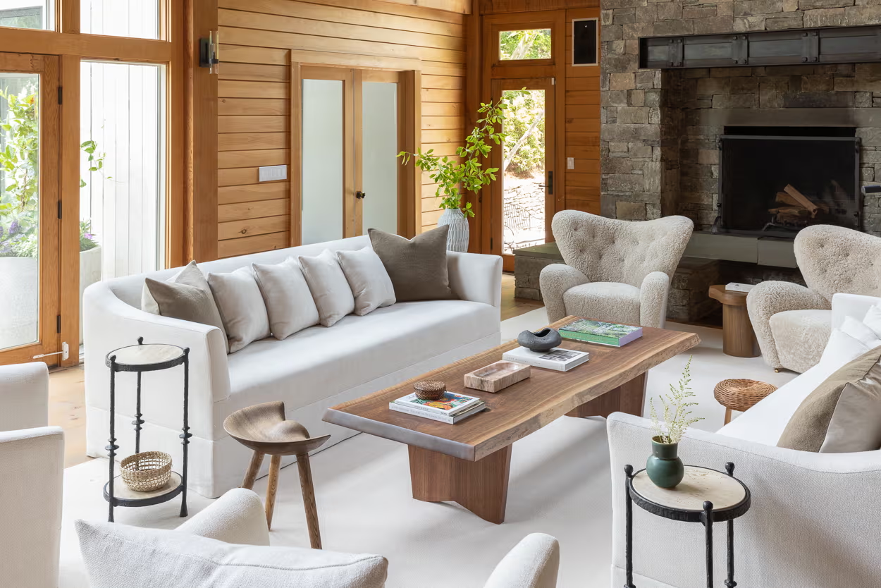 Bull Run, East Hampton — view 3 of 13